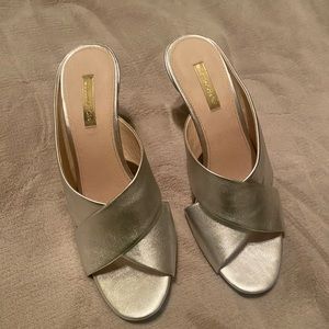 Louise et Cie pumps. Run small. Worn once.